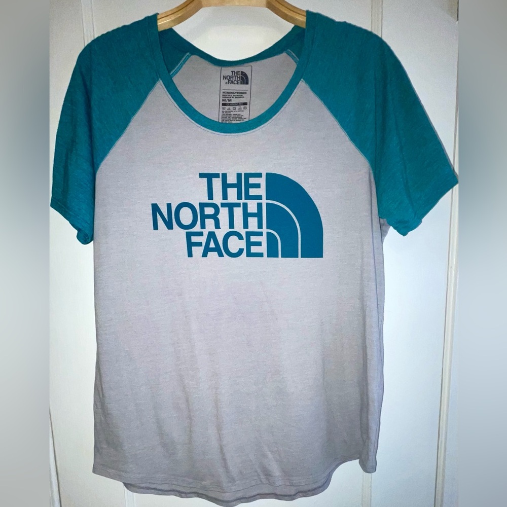The North Face Half Dome Baseball T shirt Short Sleeve Womens Medium